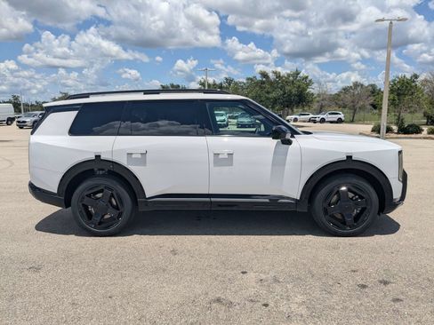 New 2027 Kia Telluride EX X-Line w/ Towing Package AWD/4WD image 4