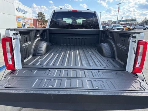 Used 2024 Ford F250 XLT image 27