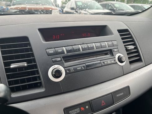 Used 2011 Mitsubishi Lancer ES FWD image 14