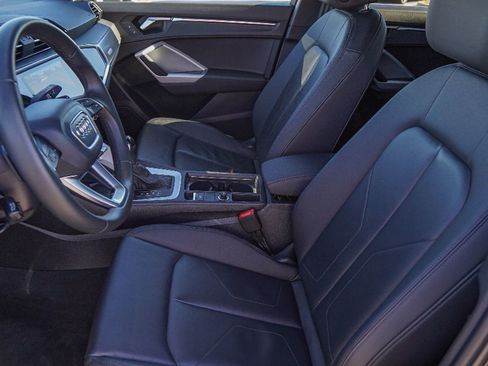 Certified 2025 Audi Q3 2.0T Premium Plus w/ Premium Plus Package image 8