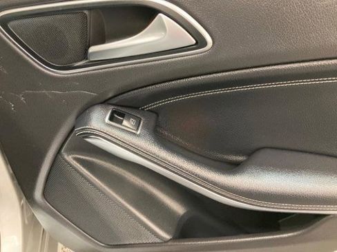 Used 2018 Mercedes-Benz CLA 250 image 38