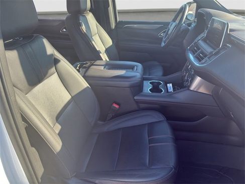 Certified 2023 Chevrolet Suburban RST image 17