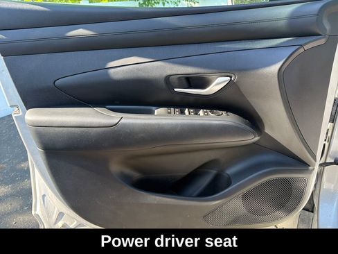 Certified 2025 Hyundai Tucson SEL AWD/4WD image 12