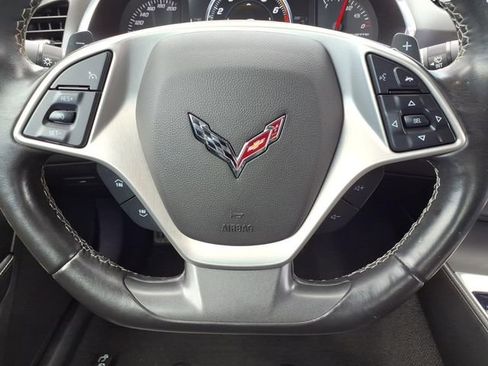 Used 2019 Chevrolet Corvette Stingray Coupe w/ Z51 1LT RWD image 16