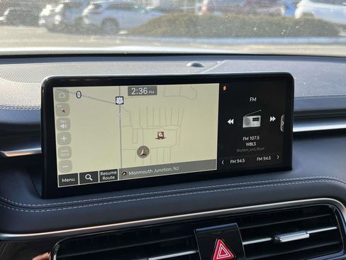 Used 2024 Genesis G70 2.5T image 26