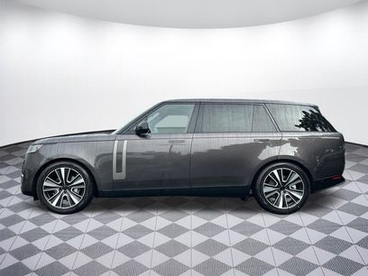 New 2026 Land Rover Range Rover Long Wheelbase SE