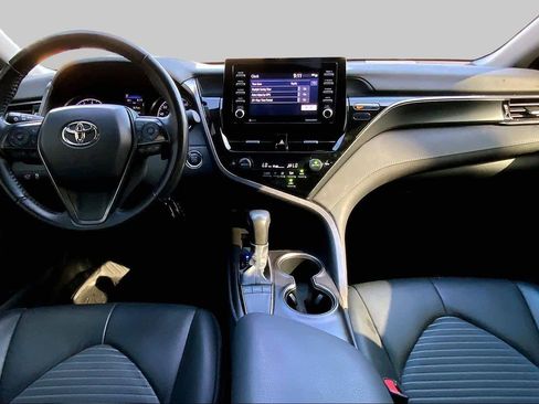 Certified 2023 Toyota Camry SE w/ Convenience Package image 15