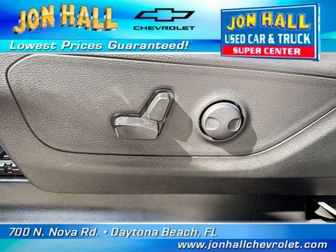 Used 2025 RAM 1500 Big Horn AWD/4WD image 23
