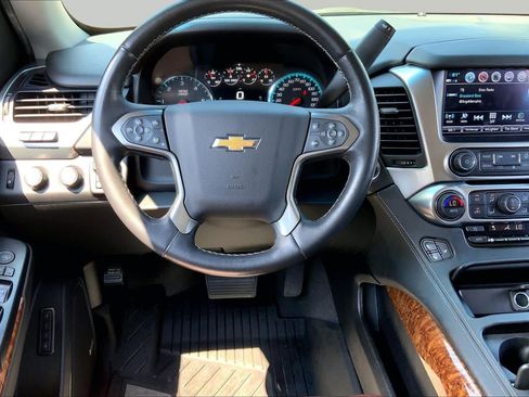 Used 2020 Chevrolet Tahoe Premier w/ Premier Plus Edition AWD/4WD image 6