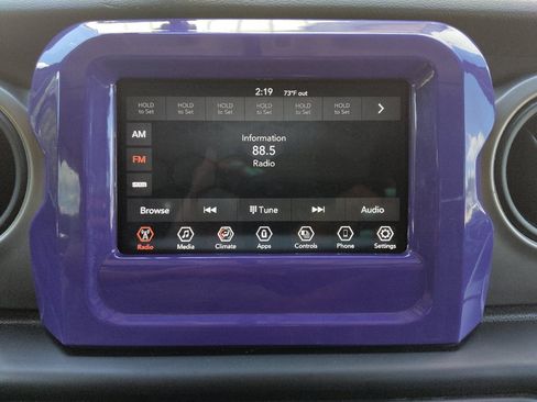 Used 2020 Jeep Wrangler Sport AWD/4WD image 25