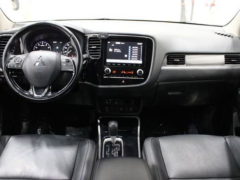 Used 2020 Mitsubishi Outlander SEL AWD/4WD image 26