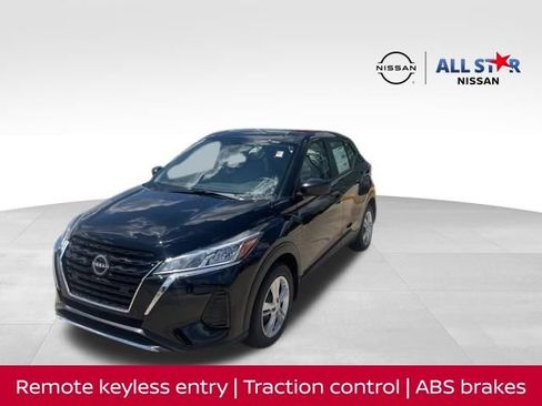 New 2025 Nissan Kicks Play S FWD image 1