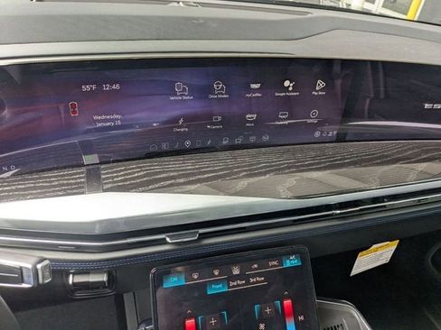 New 2025 Cadillac Escalade IQ Luxury 1 w/ Smart Trailering package image 19