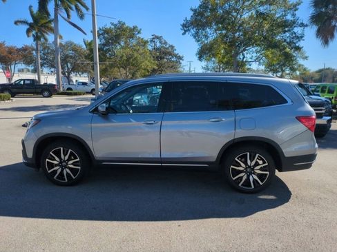 Used 2021 Honda Pilot Touring image 9