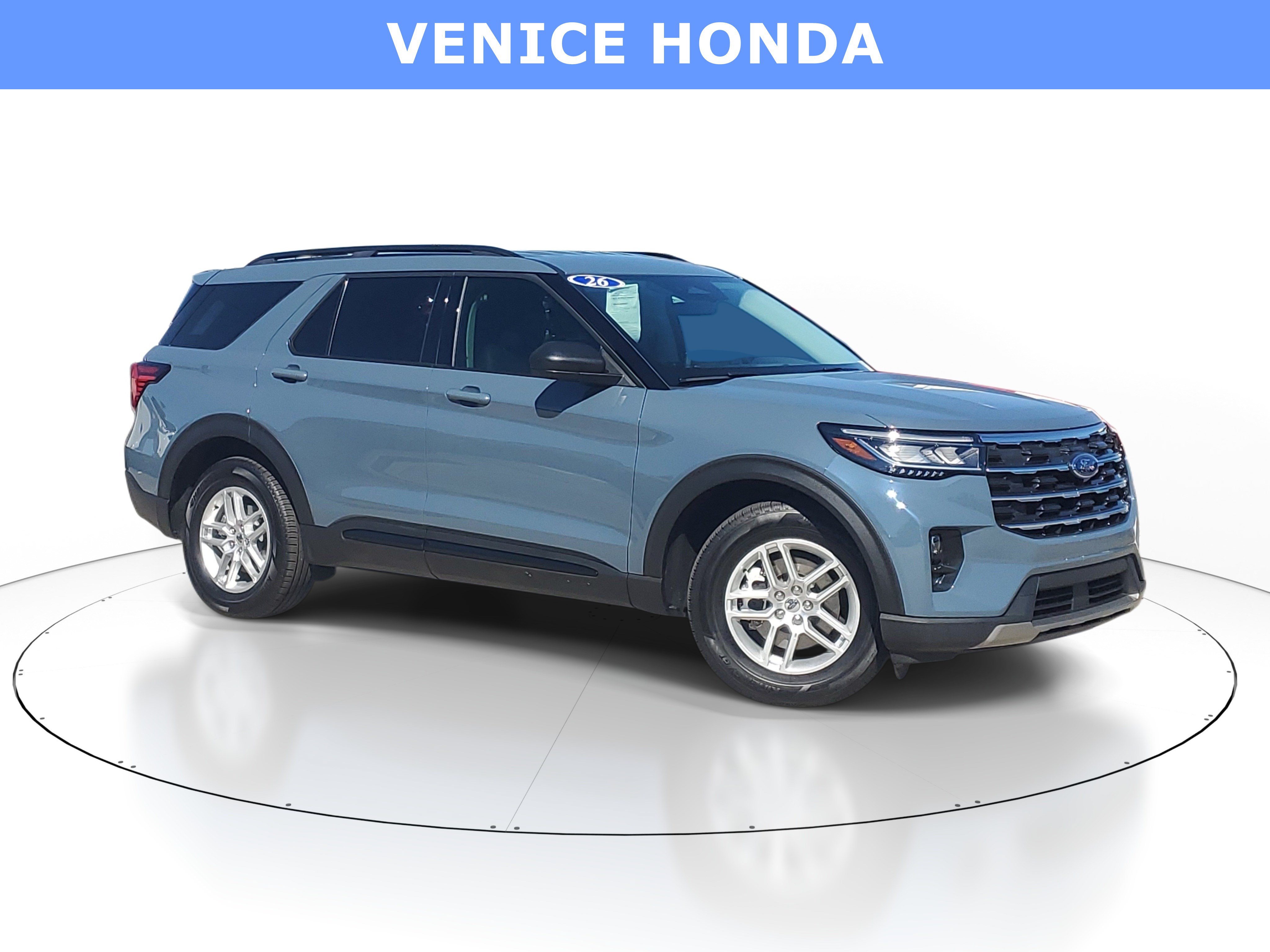 Used 2026 Ford Explorer Active w/ Active Comfort Package RWD image 1