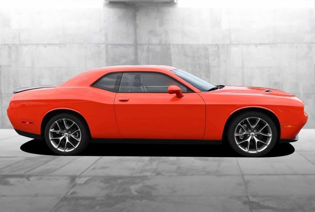 Used 2023 Dodge Challenger SXT w/ Plus Package RWD image 5