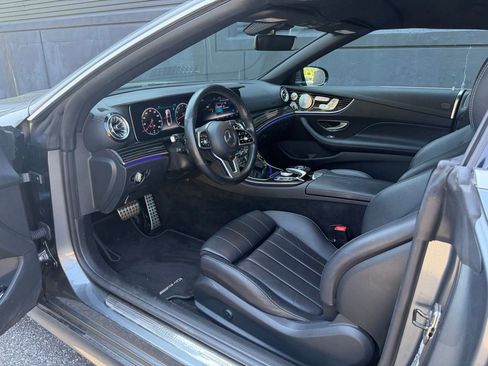 Used 2020 Mercedes-Benz E 450 4MATIC Cabriolet image 4