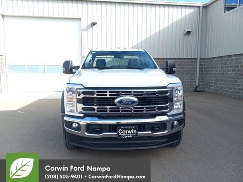 New 2025 Ford F550 4x4 Regular Cab Super Duty image 8