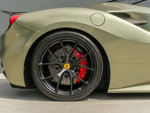 Used 2018 Ferrari 488 GTB image 36