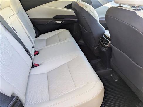 Certified 2025 Lexus RX 350 Premium Plus w/ Accessory Package (Z1) FWD image 19