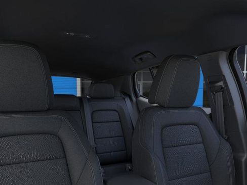 New 2026 Chevrolet Equinox EV LT image 24