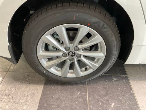 New 2026 Toyota Corolla SE FWD image 6