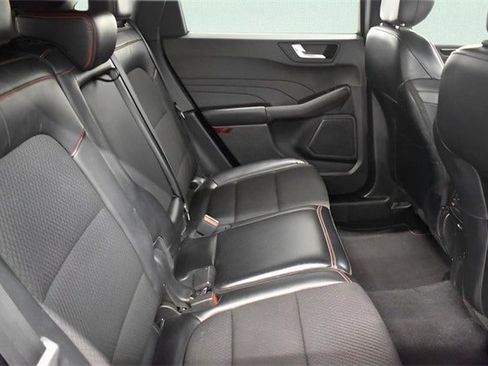 Used 2023 Ford Escape ST-Line image 19