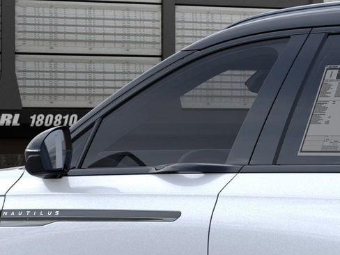 New 2026 Lincoln Nautilus Reserve AWD/4WD image 20