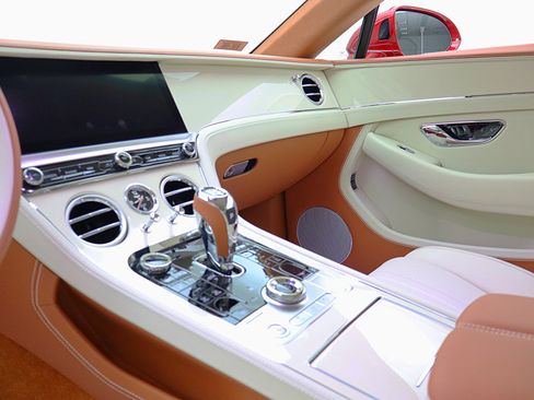 New 2026 Bentley Continental GT AWD/4WD image 29