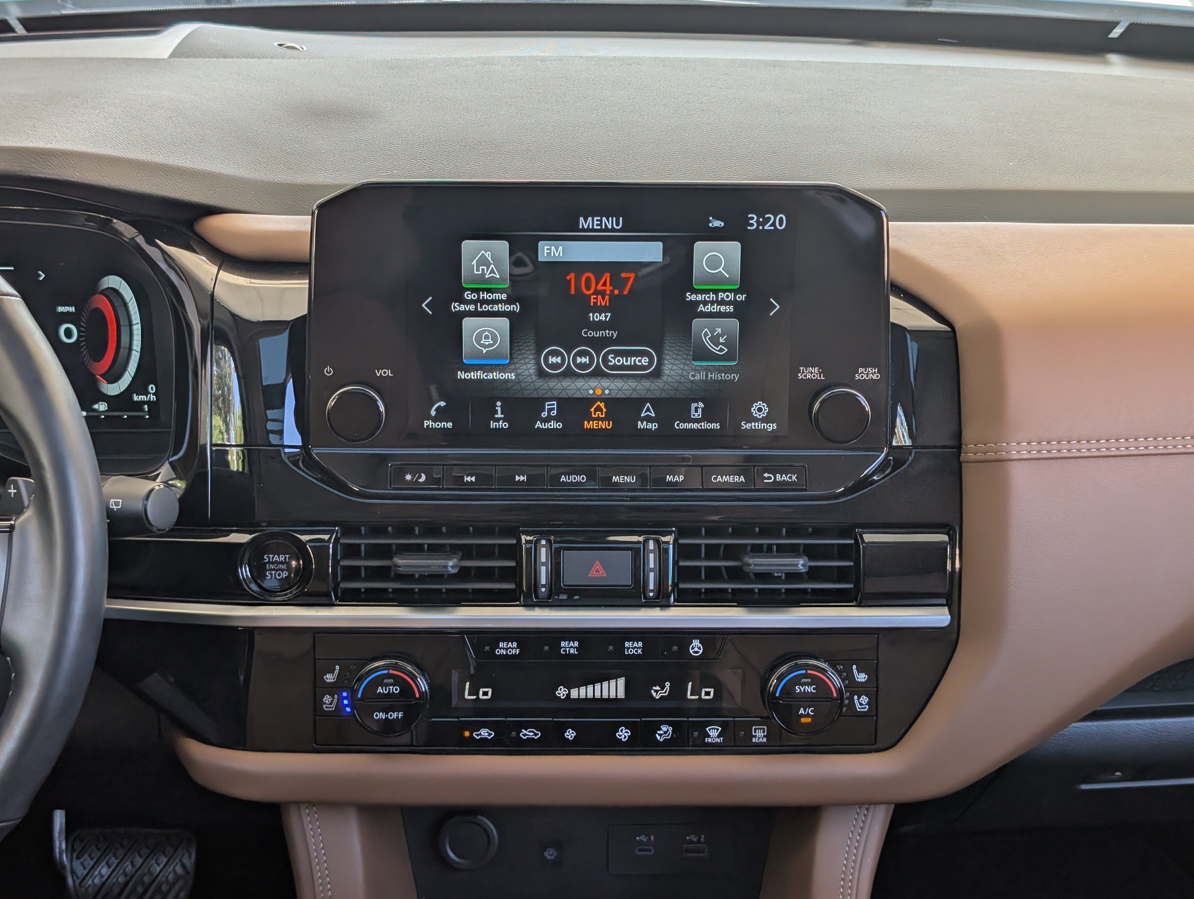 Used 2025 Nissan Pathfinder Platinum w/ Cargo Package FWD image 29
