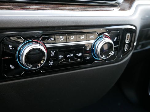 New 2026 GMC Sierra 1500 SLE w/ X31 Off-Road Package image 19