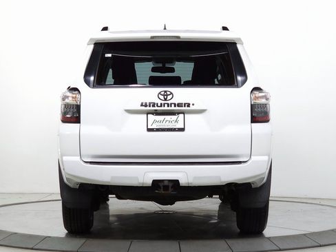 Used 2019 Toyota 4Runner SR5 Premium image 6