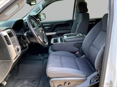 Used 2018 Chevrolet Silverado 1500 LT w/ Texas Edition RWD image 11