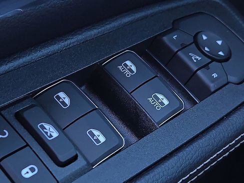 New 2026 RAM 1500 Laramie image 17