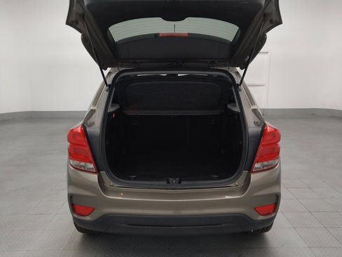 Used 2021 Chevrolet Trax LT w/ Sport Edition FWD image 29