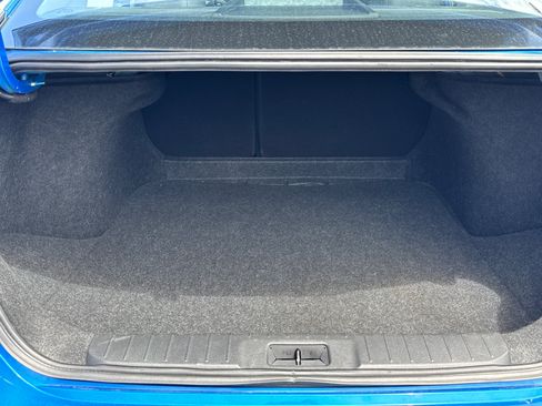 Used 2024 Nissan Sentra SV FWD image 18