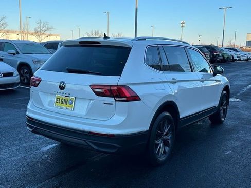 Used 2023 Volkswagen Tiguan SE image 6