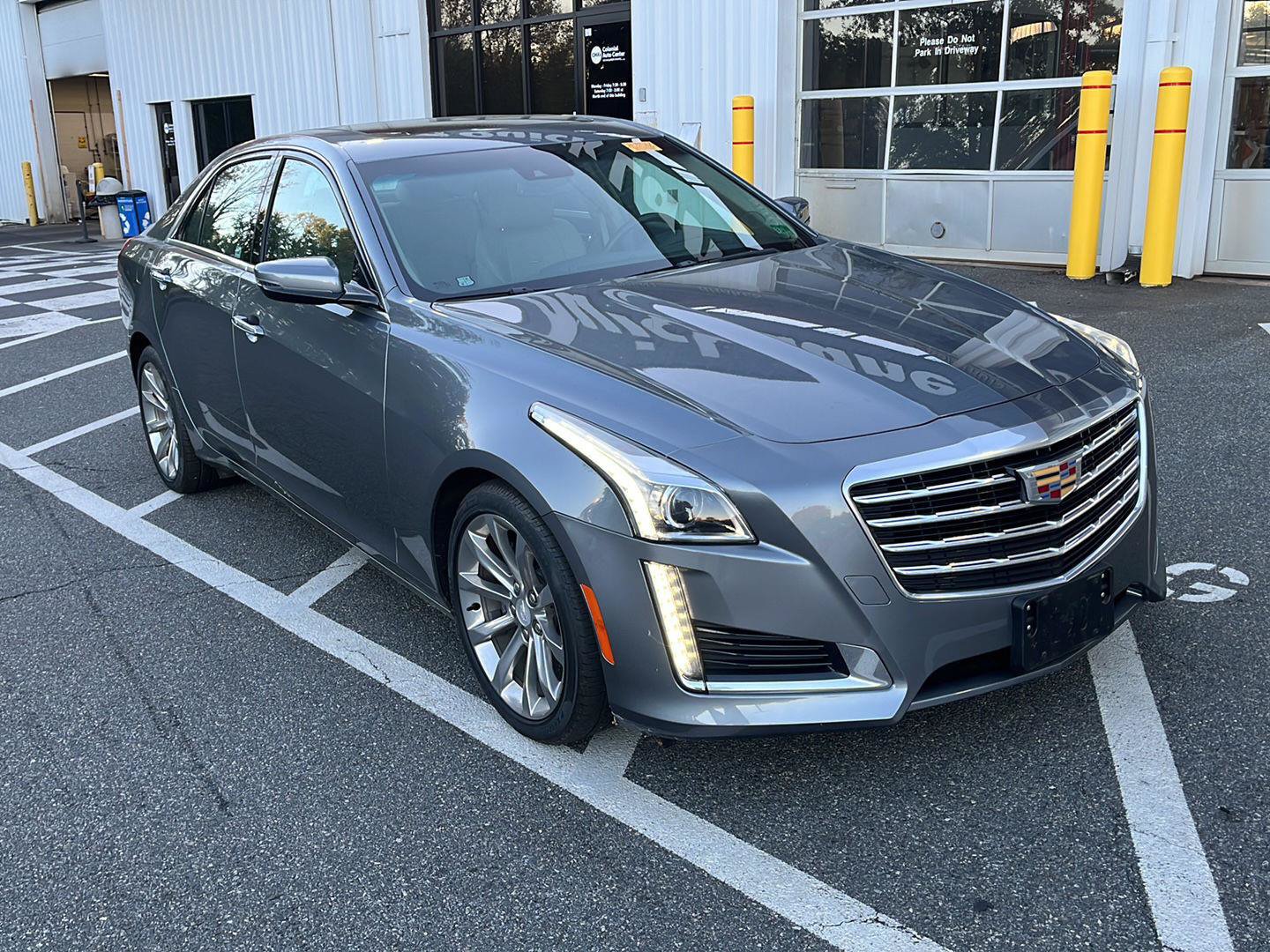 Used 2019 Cadillac CTS Luxury RWD image 2