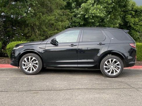 Used 2025 Land Rover Discovery Sport Dynamic SE AWD/4WD image 12