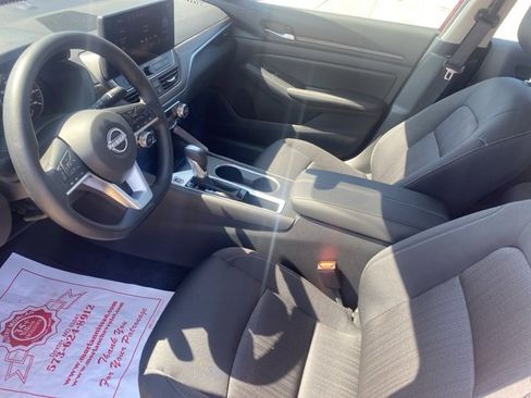 New 2025 Nissan Altima 2.5 SV w/ SV Special Edition Package image 16