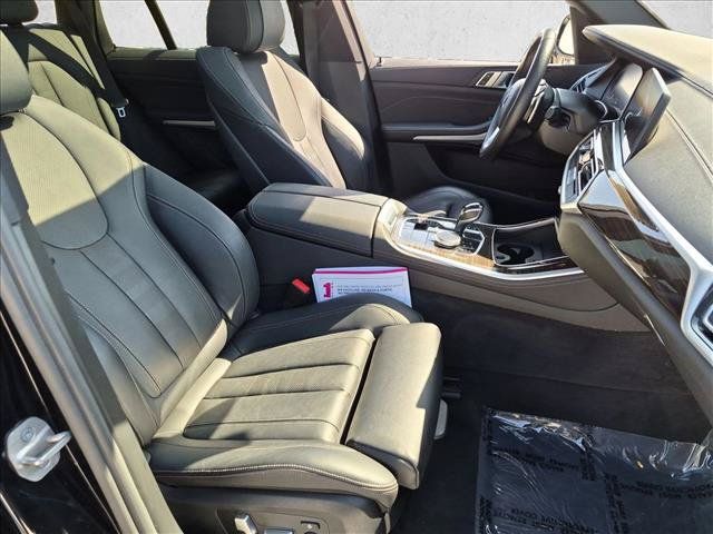 Used 2021 BMW X5 xDrive40i w/ Premium Package 2 AWD/4WD image 22