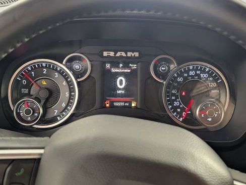 Used 2020 RAM 1500 Big Horn AWD/4WD image 17