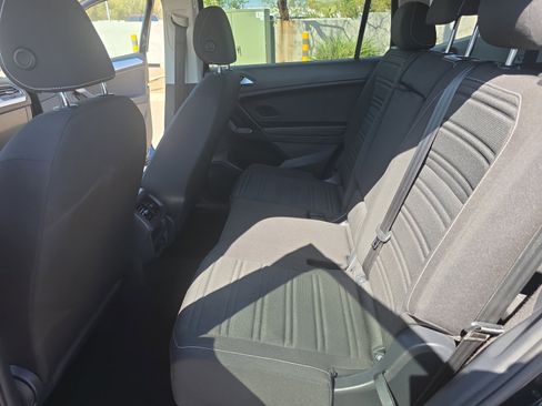 Certified 2022 Volkswagen Tiguan S image 17