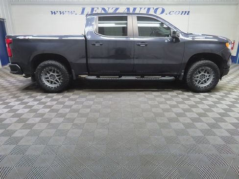 Used 2022 Chevrolet Silverado 1500 RST w/ Protection Package AWD/4WD image 3