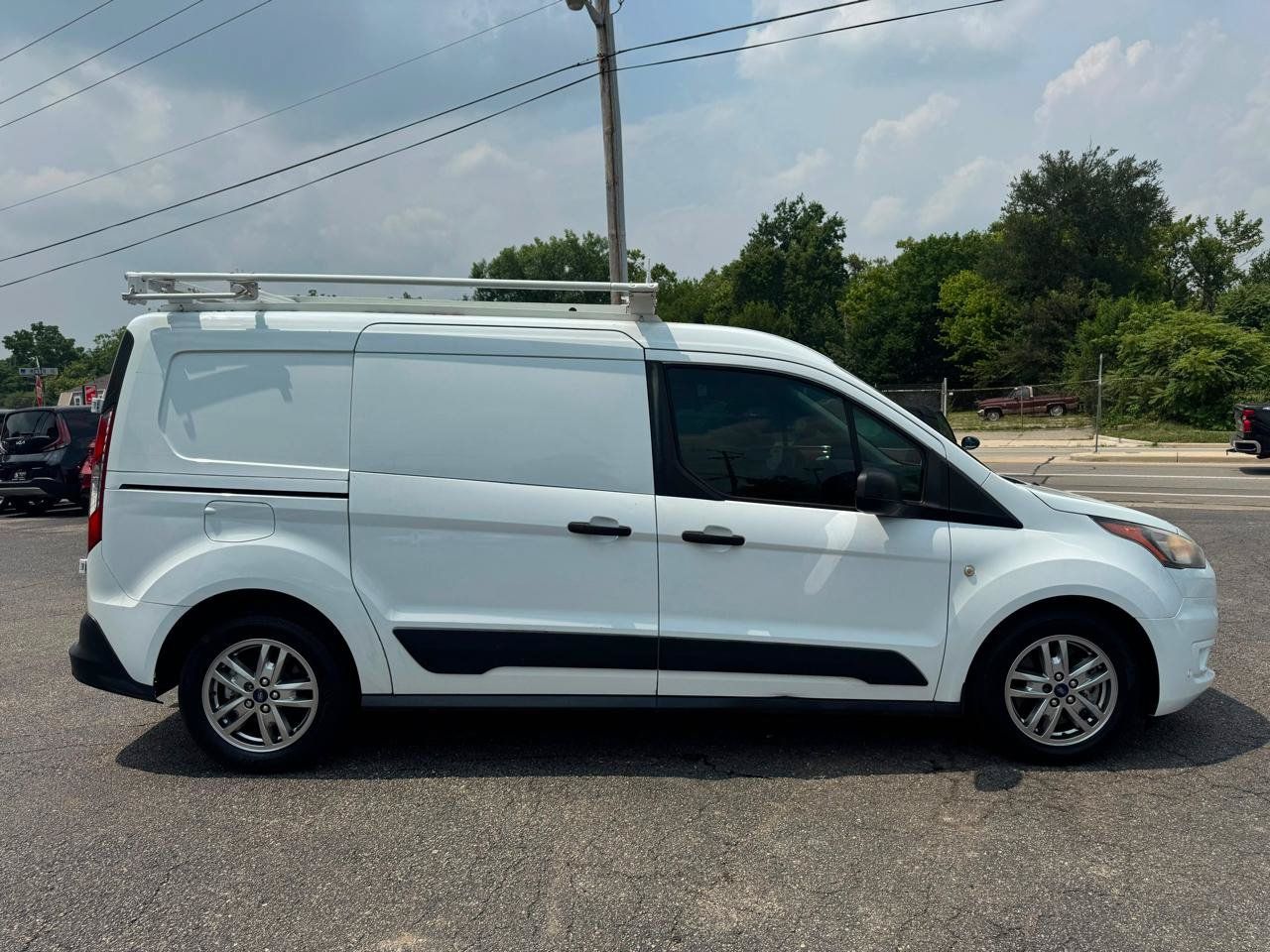 Used 2021 Ford Transit Connect XLT w/ Trailer Tow Package FWD image 5