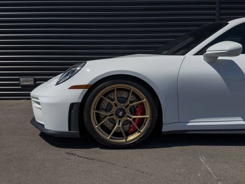 Used 2026 Porsche 911 GT3 RWD image 12