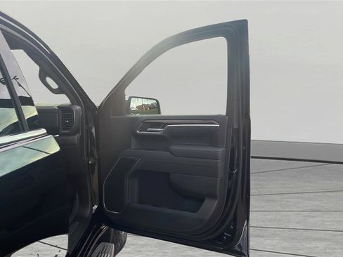 New 2026 GMC Sierra 1500 SLE image 20