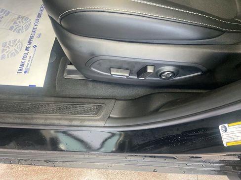 New 2026 Jeep Grand Cherokee Laredo image 7