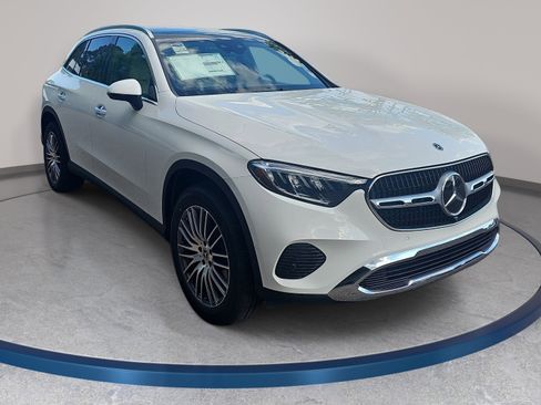 New 2026 Mercedes-Benz GLC 300 4MATIC image 3