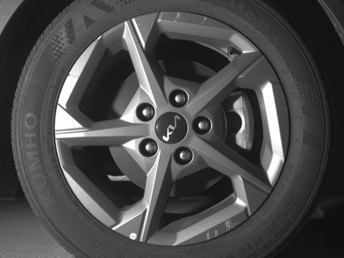 Used 2025 Kia K4 FWD image 13